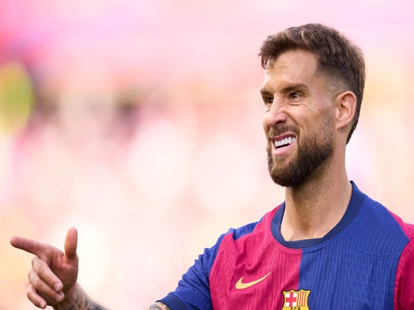 Inigo Martinez Kemungkinan Besar Meninggalkan Barcelona